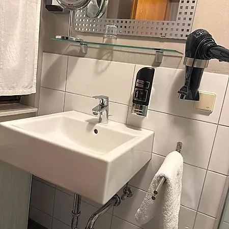 Zum Loewen 2*