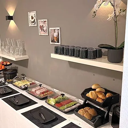Hotel Zum Loewen 2*