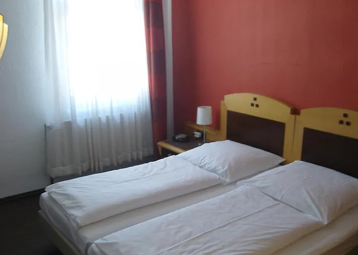 Szálloda Zum Loewen 2*