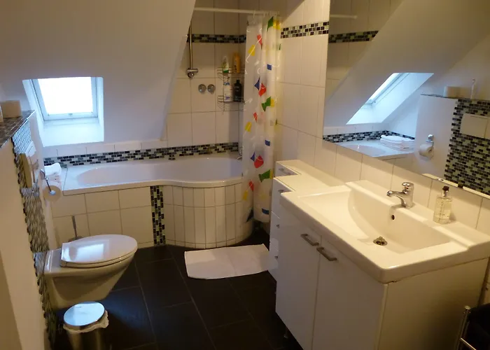 Zum Loewen Szálloda