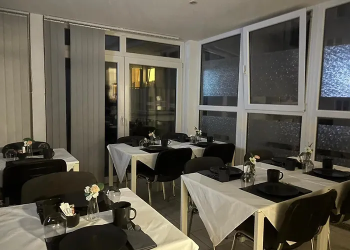 Szálloda Zum Loewen 2*