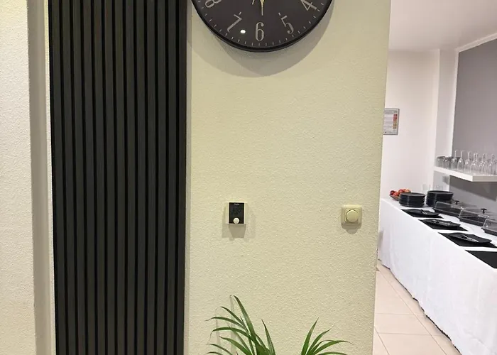 Zum Loewen Szálloda